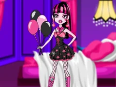 Delicate Dracula Dress Up — безкоштовна онлайн гра