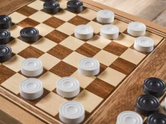 Checkers Two Player — безкоштовна онлайн гра