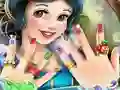 Snow White Nails — безкоштовна онлайн гра