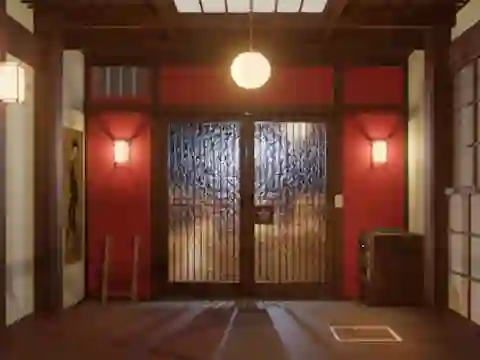 Sakura Falling Hot Spring Inn — безкоштовна онлайн гра