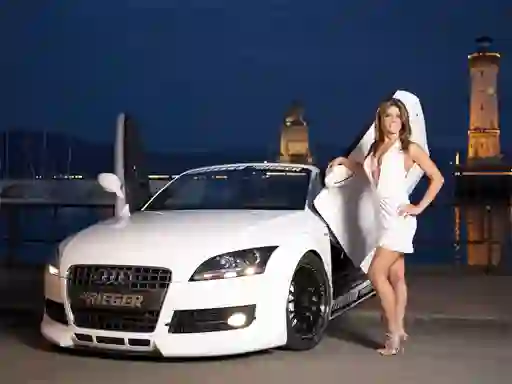 Miss Tuning Show Girls — безкоштовна онлайн гра