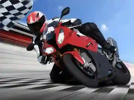 Real Bike Racing — безкоштовна онлайн гра