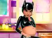 Catwoman Pregnant — безкоштовна онлайн гра