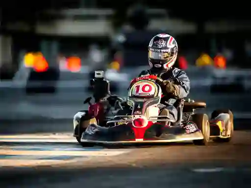 Kart Karting — безкоштовна онлайн гра
