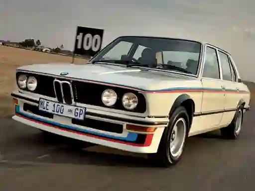 BMW 530 MLE — безкоштовна онлайн гра