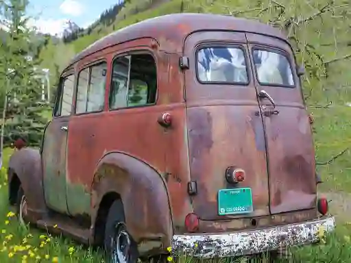Old Rusty Cars Differences 2 — безкоштовна онлайн гра
