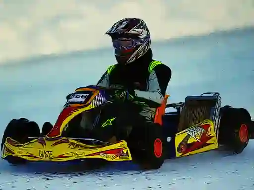 Kart Racing Jigsaw — безкоштовна онлайн гра