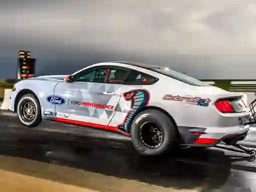 Ford Mustang Cobra Jet Slide — безкоштовна онлайн гра